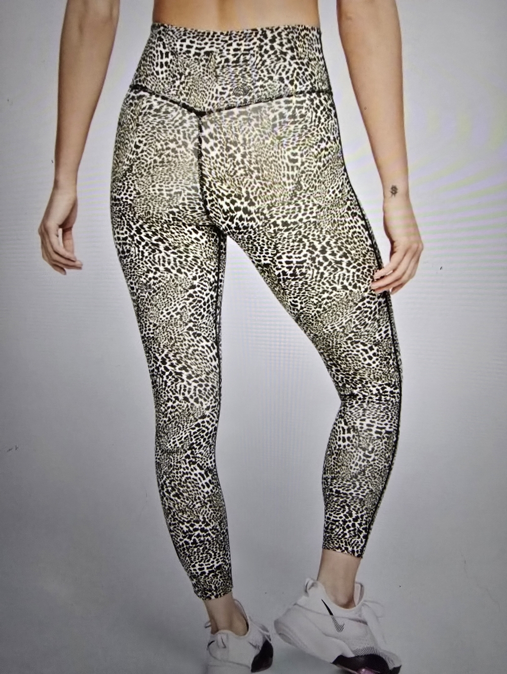 Nike Training one tight cropped leggings in leopard  CK3072-010 High Waist